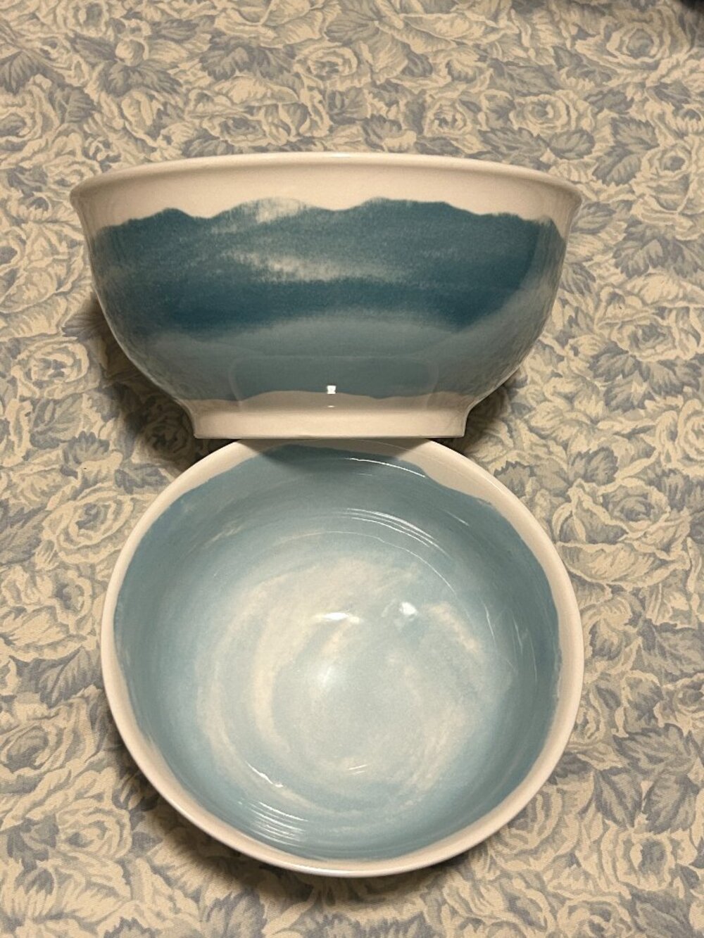 2 Pepper and Vetiver Nesting Bowls Oceana Blue